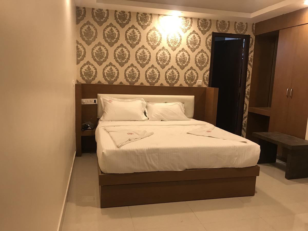 Hotel Grand Suites Bangalore Dış mekan fotoğraf